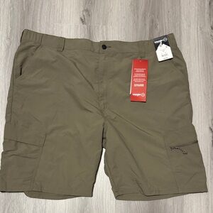Wrangler Men's Khaki Cargo Shorts
